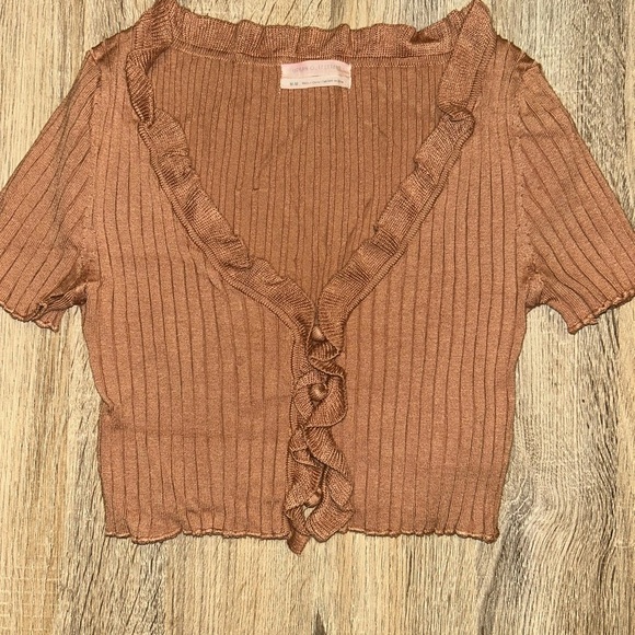 Urban Outfitters Short Sleeve Ruffle Cropped Cardigan Sweater Y2K Style | Size M - Picture 1 of 3